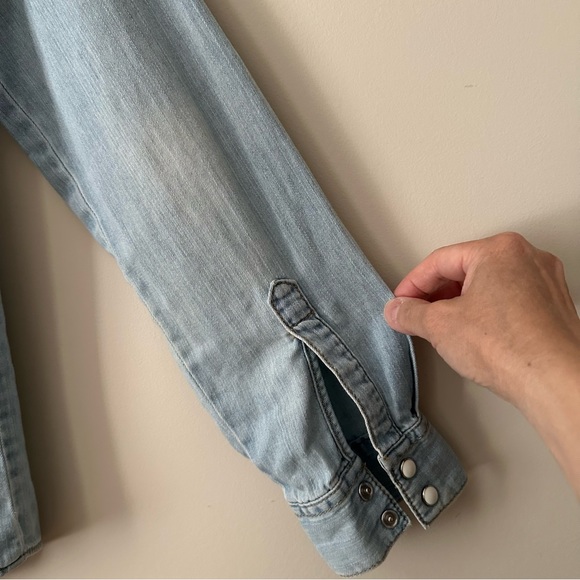 BDG Womens Southwest Embroidered Denim Long Sleeves Shirt Small - Picture 5 of 12